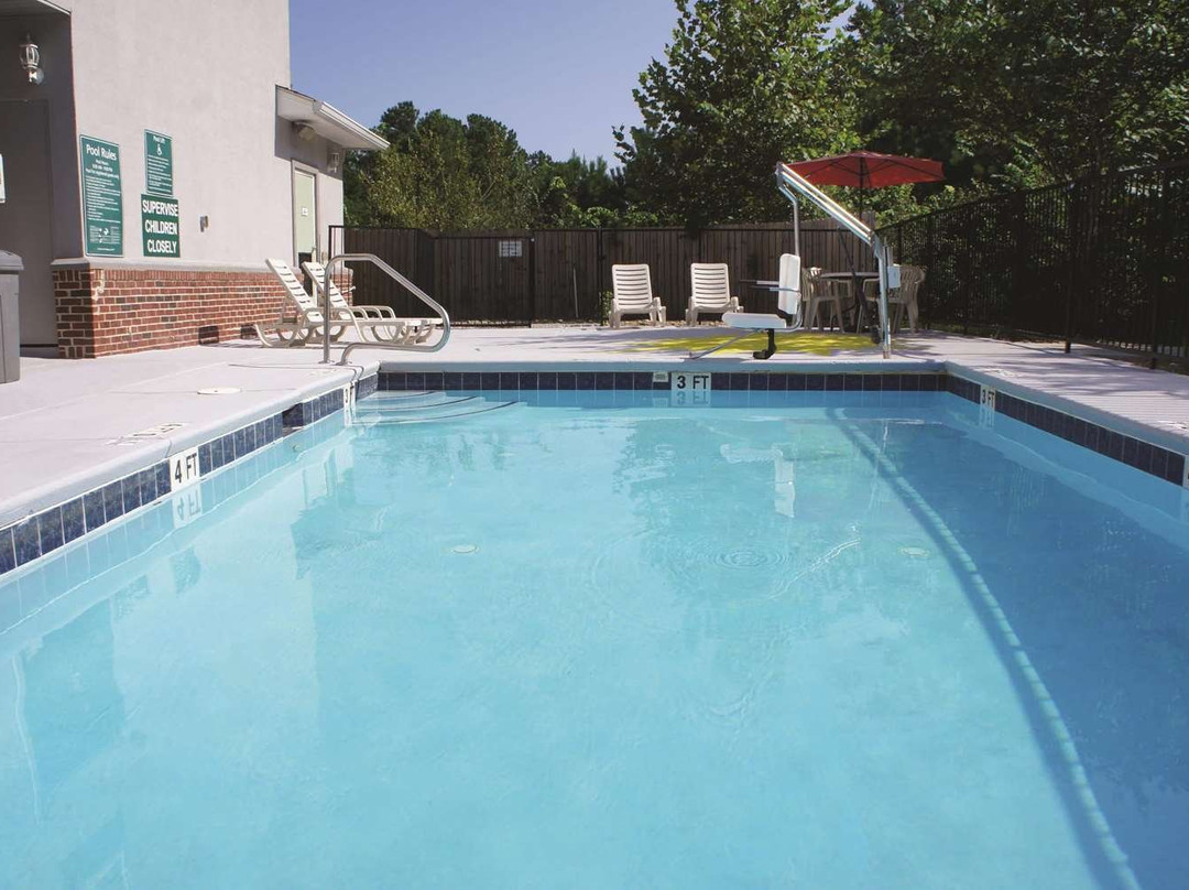 La Quinta Inn & Suites by Wyndham Rome主图