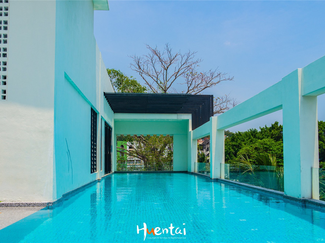 Treasures Hotel & Suites主图