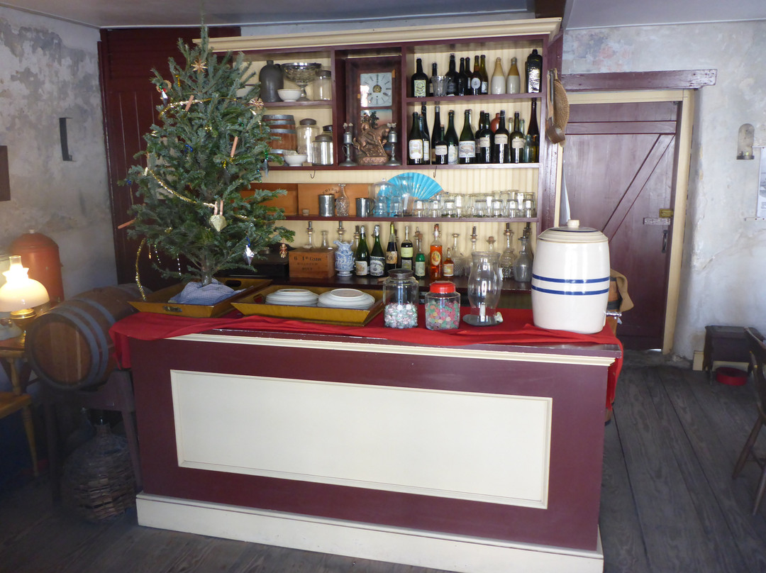 White Hall Tavern-哈泊斯费里必去景点