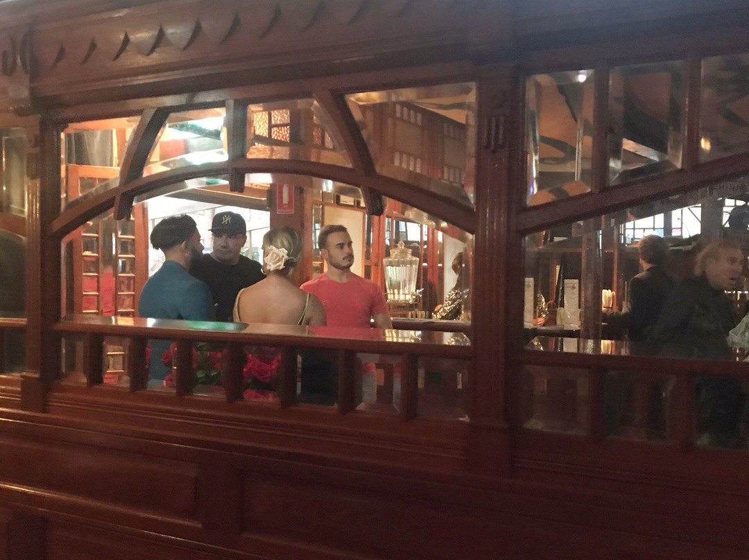 Melba Spiegeltent-科灵伍德必去景点