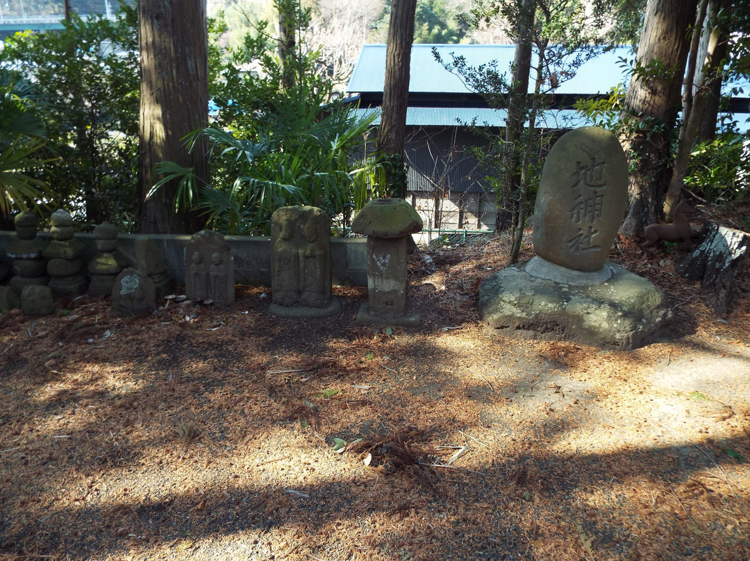 Hachiman Shrine景点图片