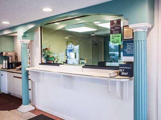 Rodeway Inn Rahway Hwy 1主图