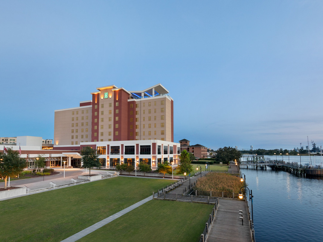 Embassy Suites by Hilton Wilmington Riverfront主图