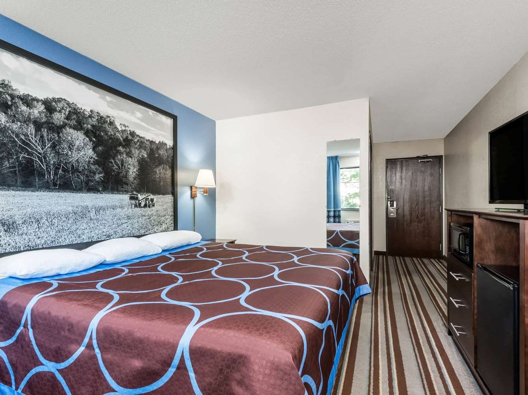 Super 8 by Wyndham Columbus主图