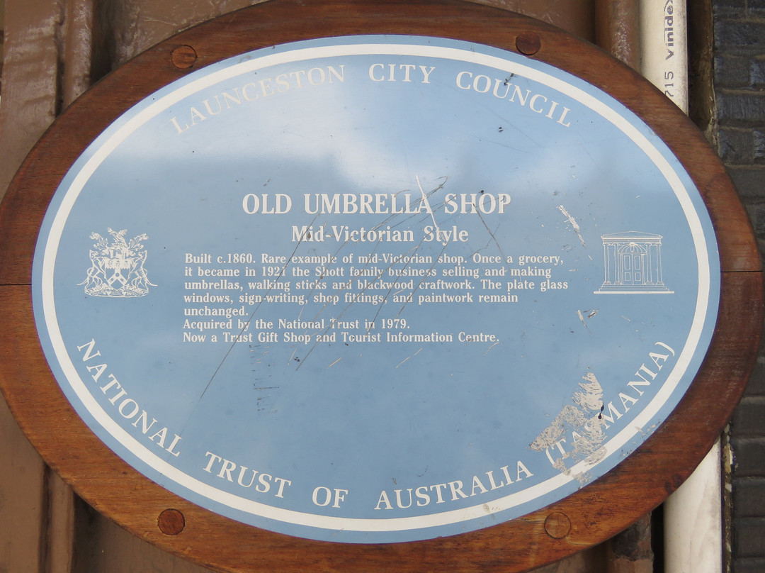 The Old Umbrella Shop-朗塞斯顿必去景点