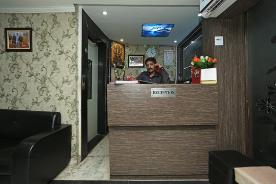 OYO 11943 Hotel Yugantar Palace主图