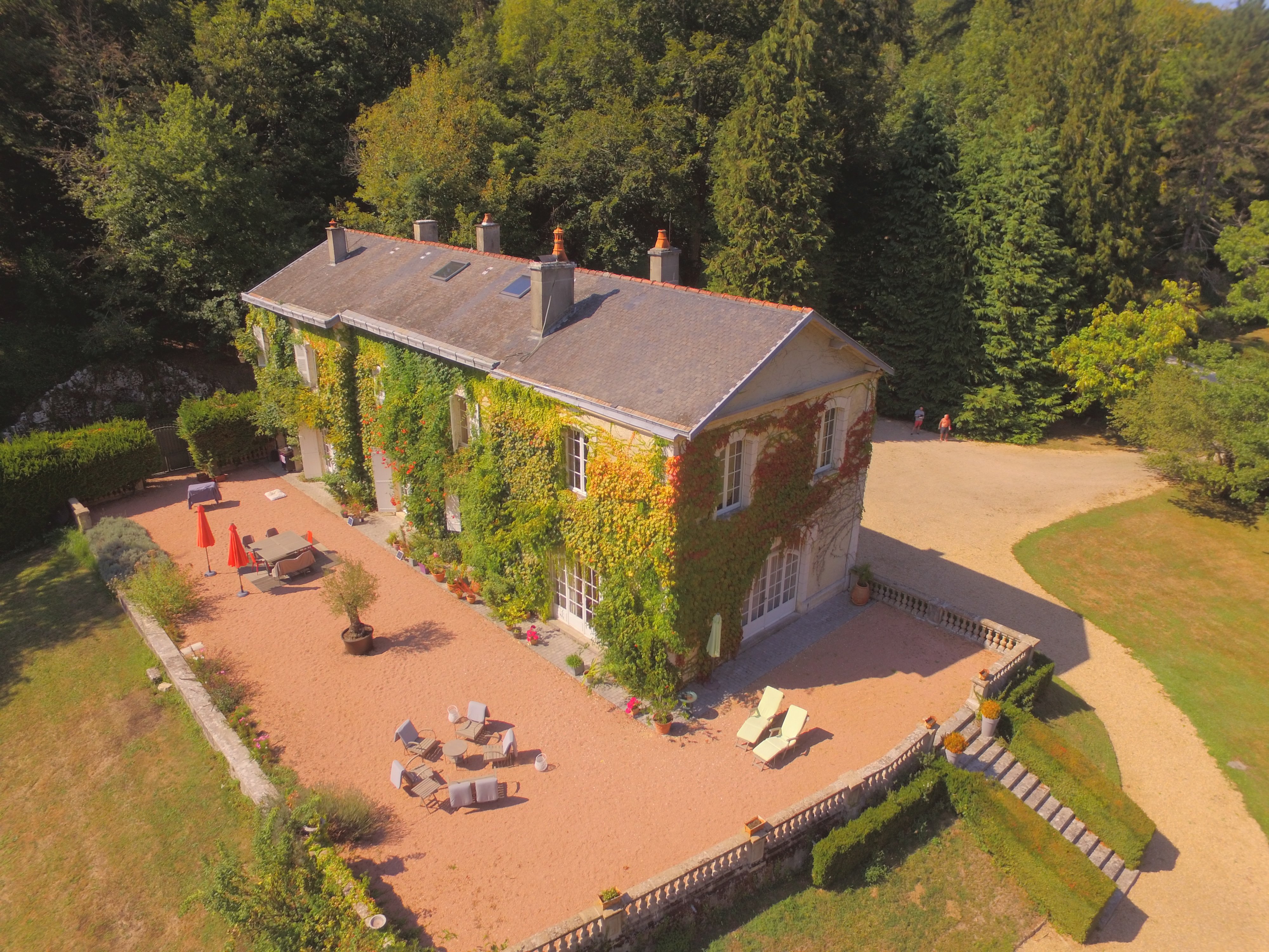 Domaine De La Brugere-官方