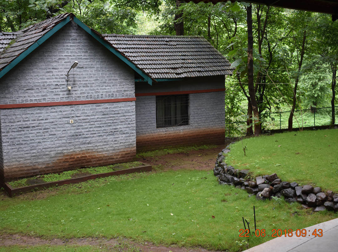 Ninai Waterfall-Bharuch必去景点