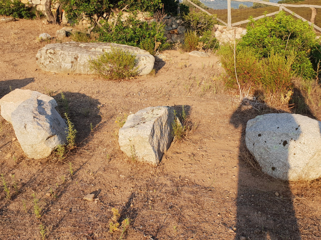 Tomba dei giganti di Osono-Triei必去景点
