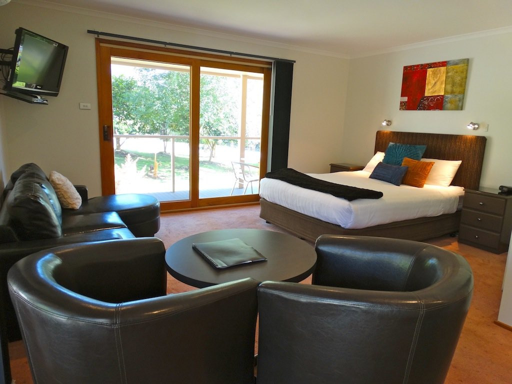 Cloverhill Hepburn Springs主图