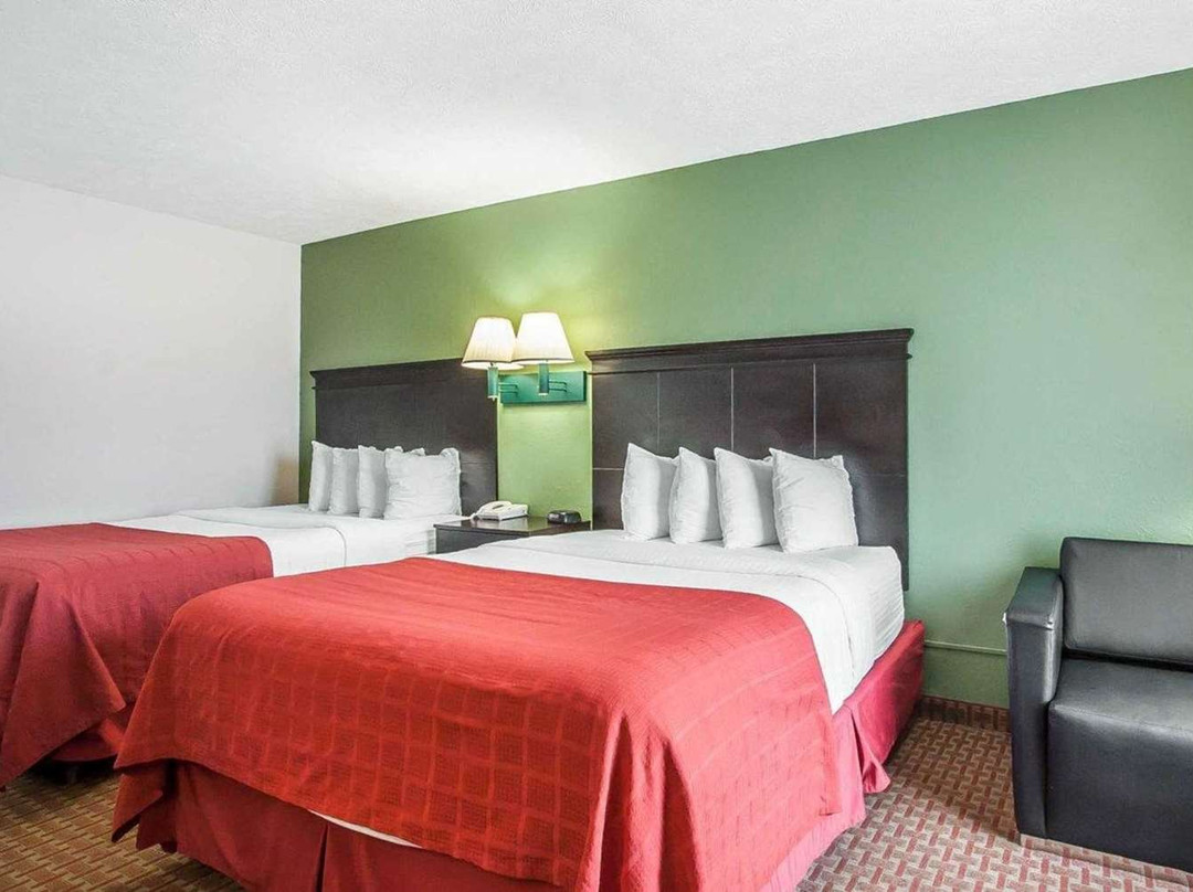 Quality Inn Savannah主图