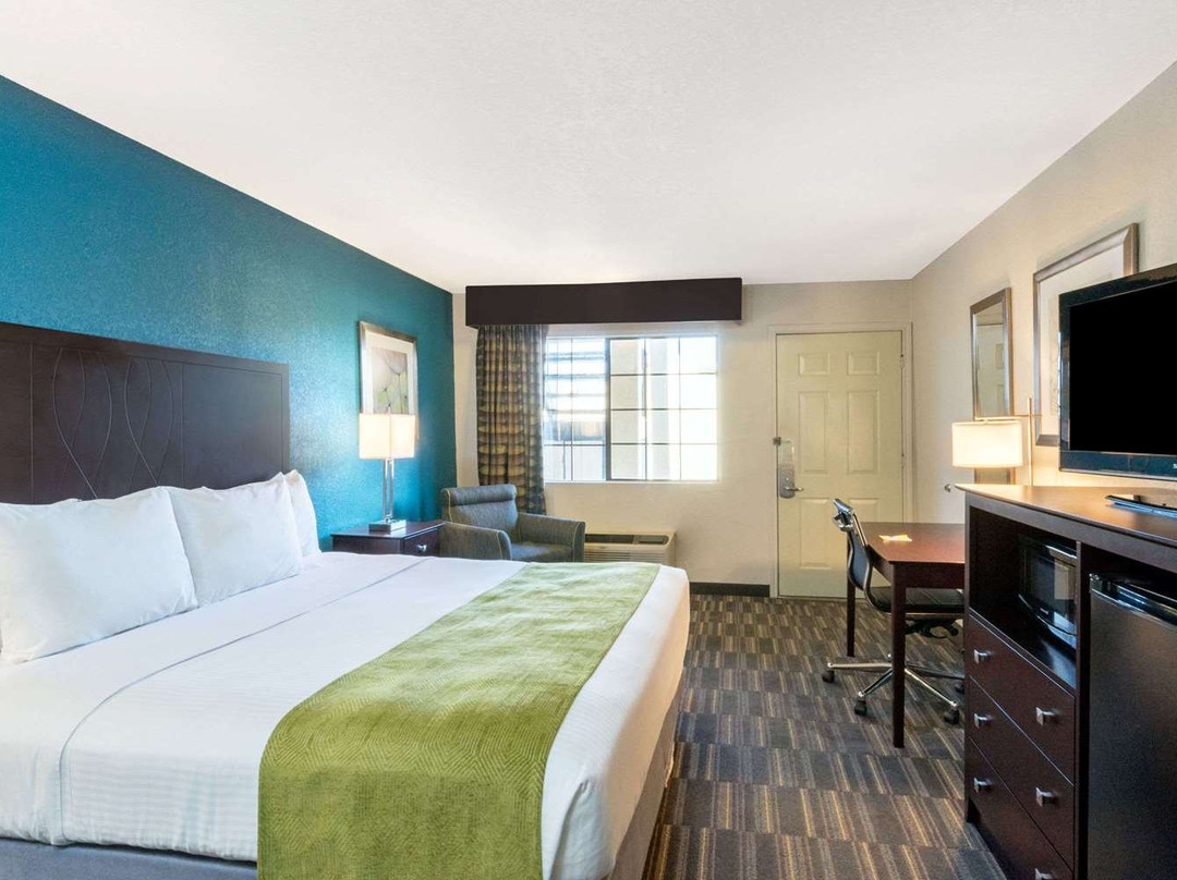 Days Inn by Wyndham Snyder主图