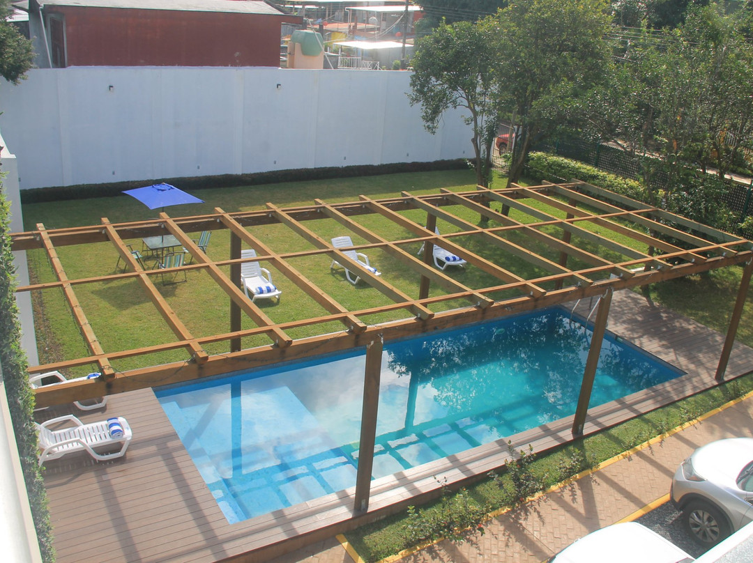 Relax Inn Suites主图