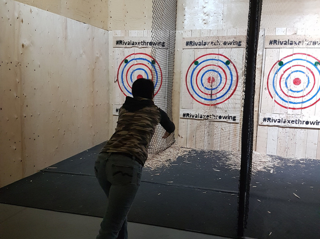 Rival Axe Throwing-艾迪尔必去景点