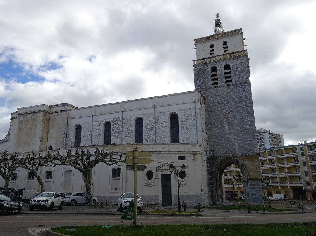 Cathedrale Saint-Jean-Baptiste景点图片