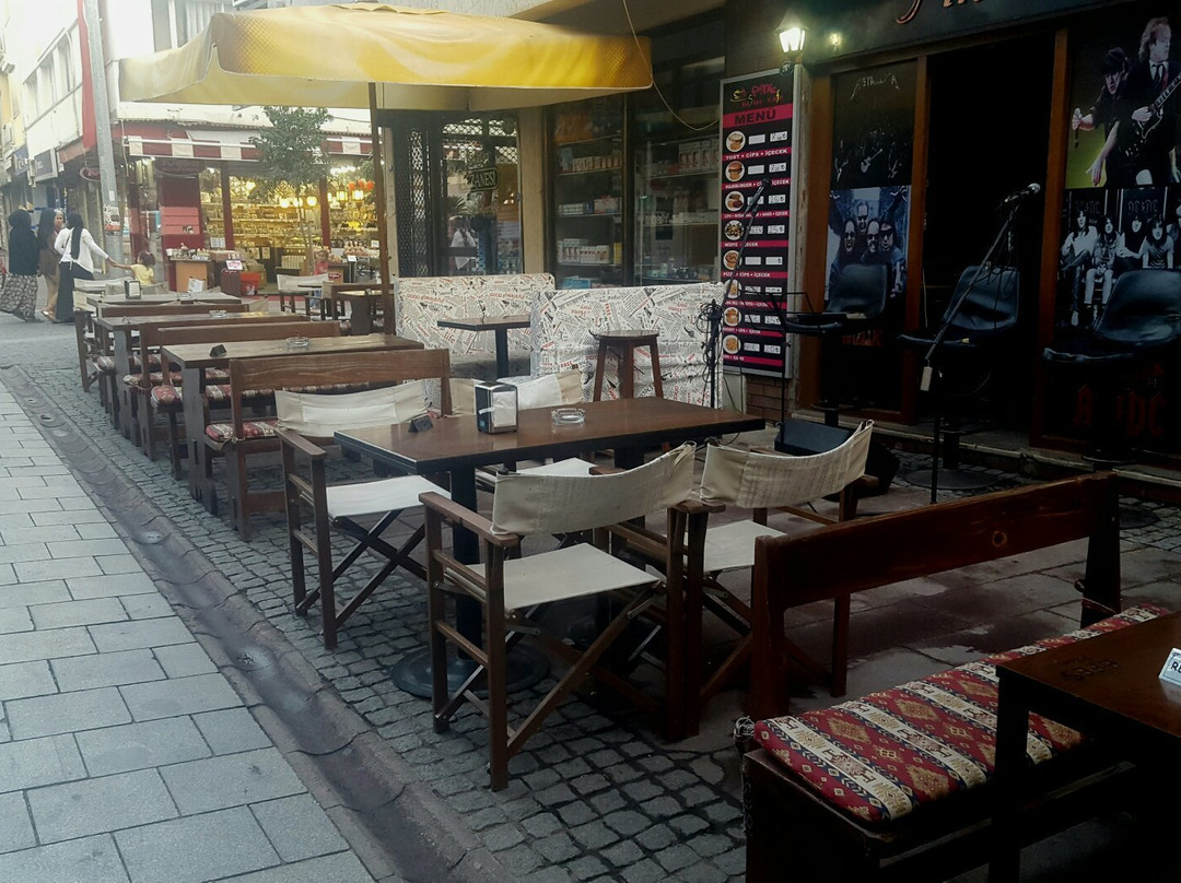 Pink Bistro Cafe