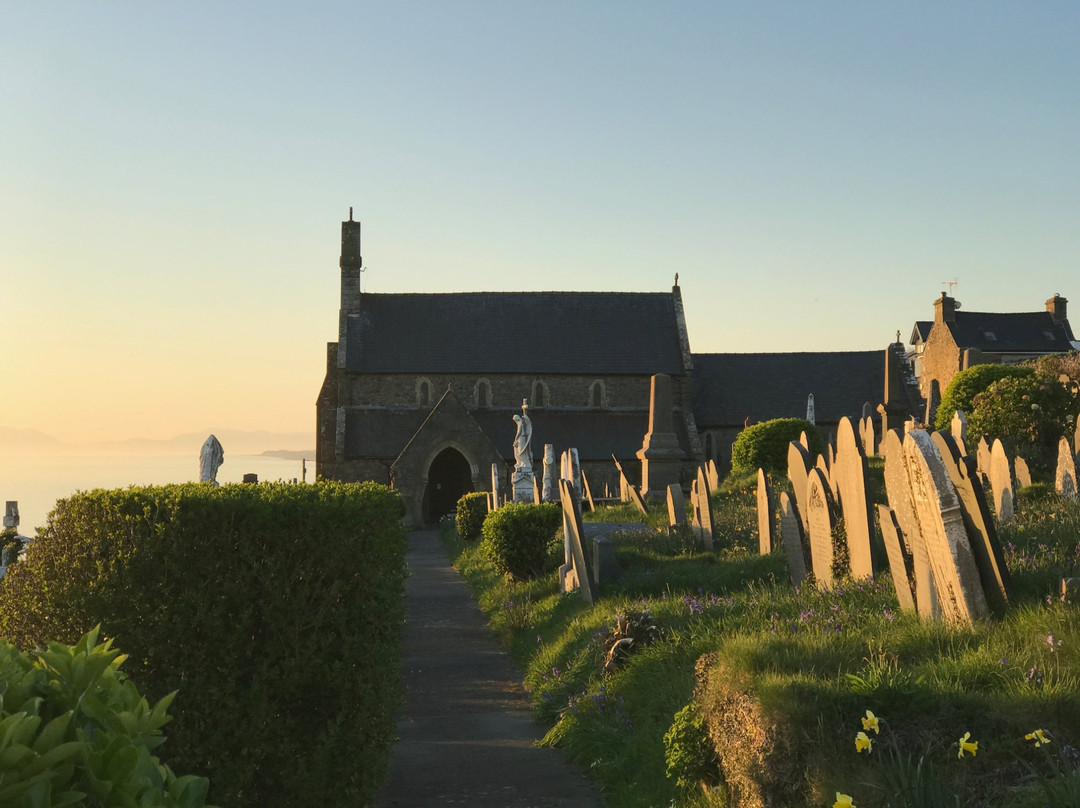 St Mary & St Bodfan Church-Llanaber必去景点