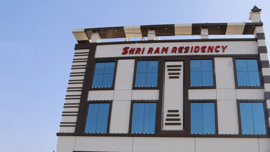 希里兰住宅酒店主图