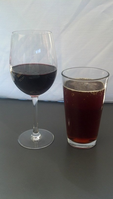 Hoppin' Grapes Wine and Beer Bar景点图片