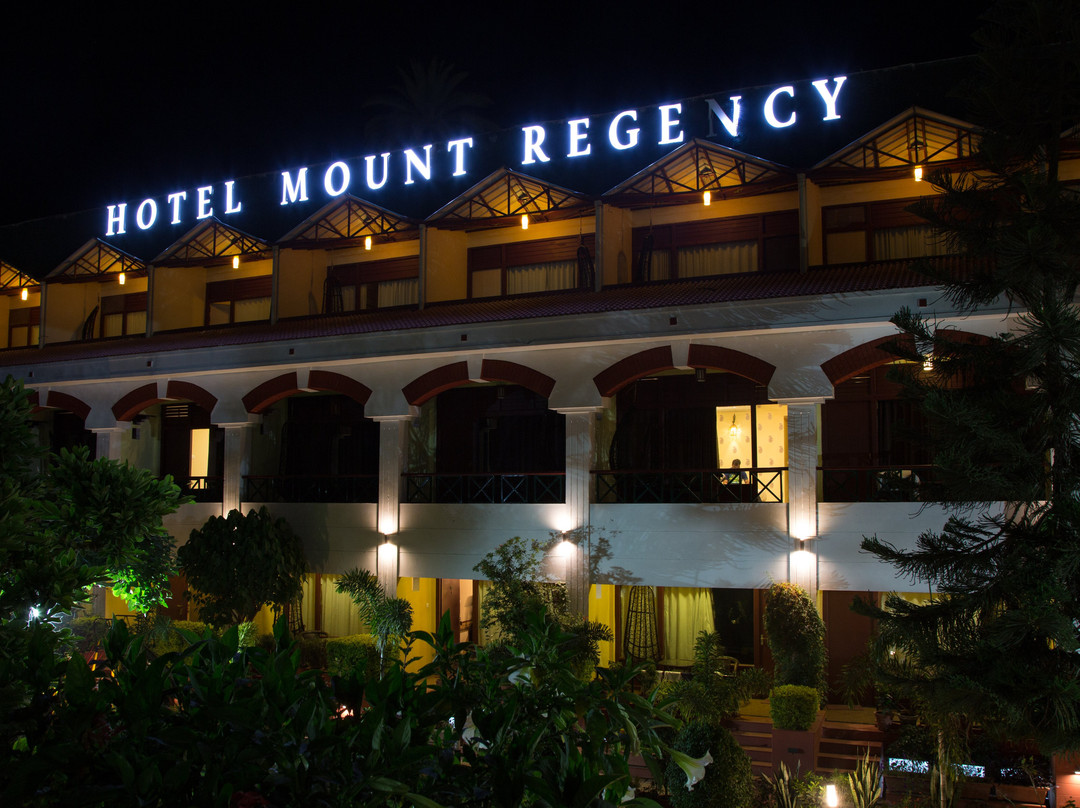 Hotel Mount Regency