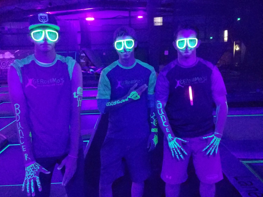 Geronimos Trampoline Park-波卡特洛必去景点