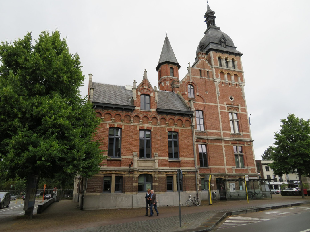 Gemeentehuis Brasschaat-布拉斯哈特必去景点