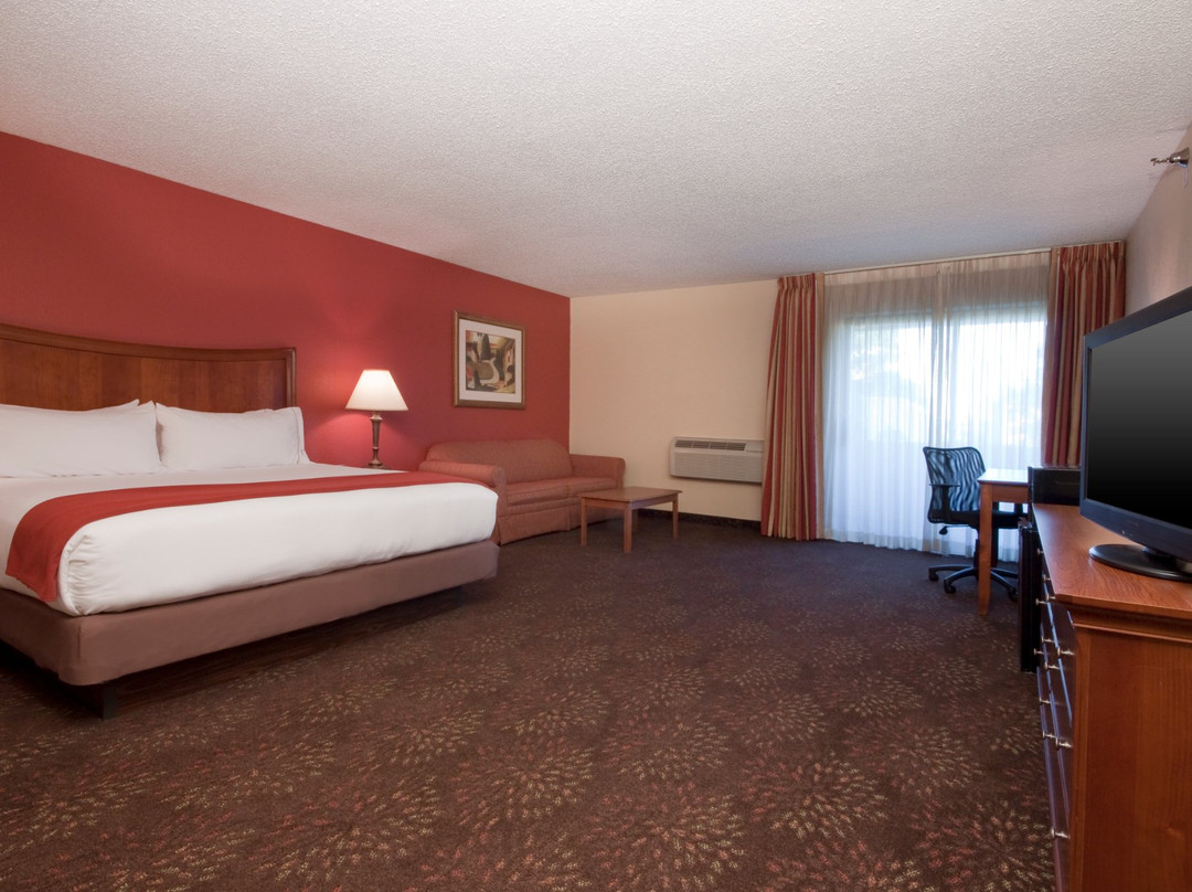 道纳斯格罗夫酒店住宿-Holiday Inn Express Chicago-downers Grove By IHG