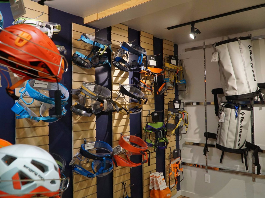 Vertical Addiction-坎莫尔必去景点