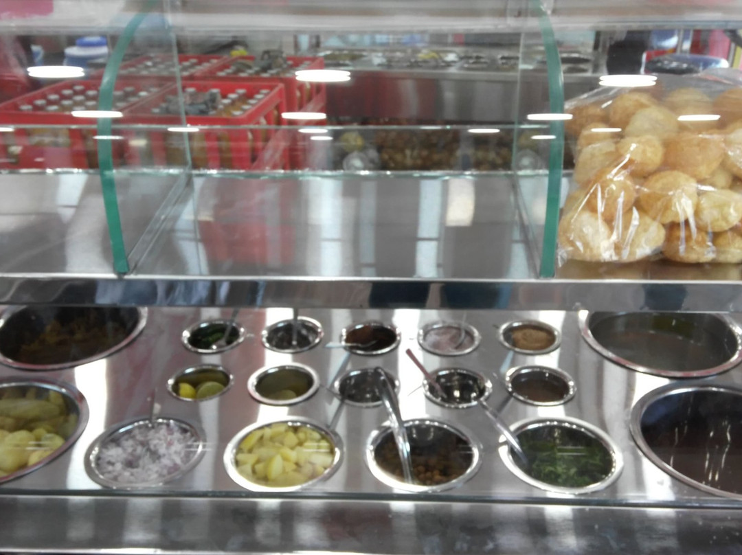 Daldal Seoni餐馆和美食-Flavors Of Calcutta