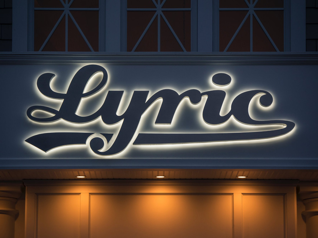 Harbor Springs Lyric Theatre-Harbor Springs必去景点