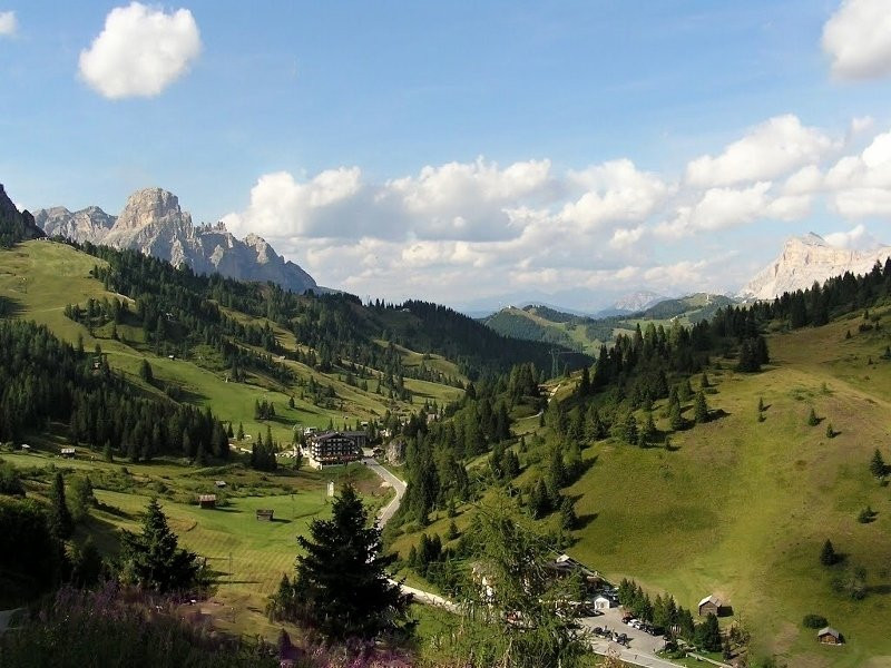 Passo di Campolongo景点图片