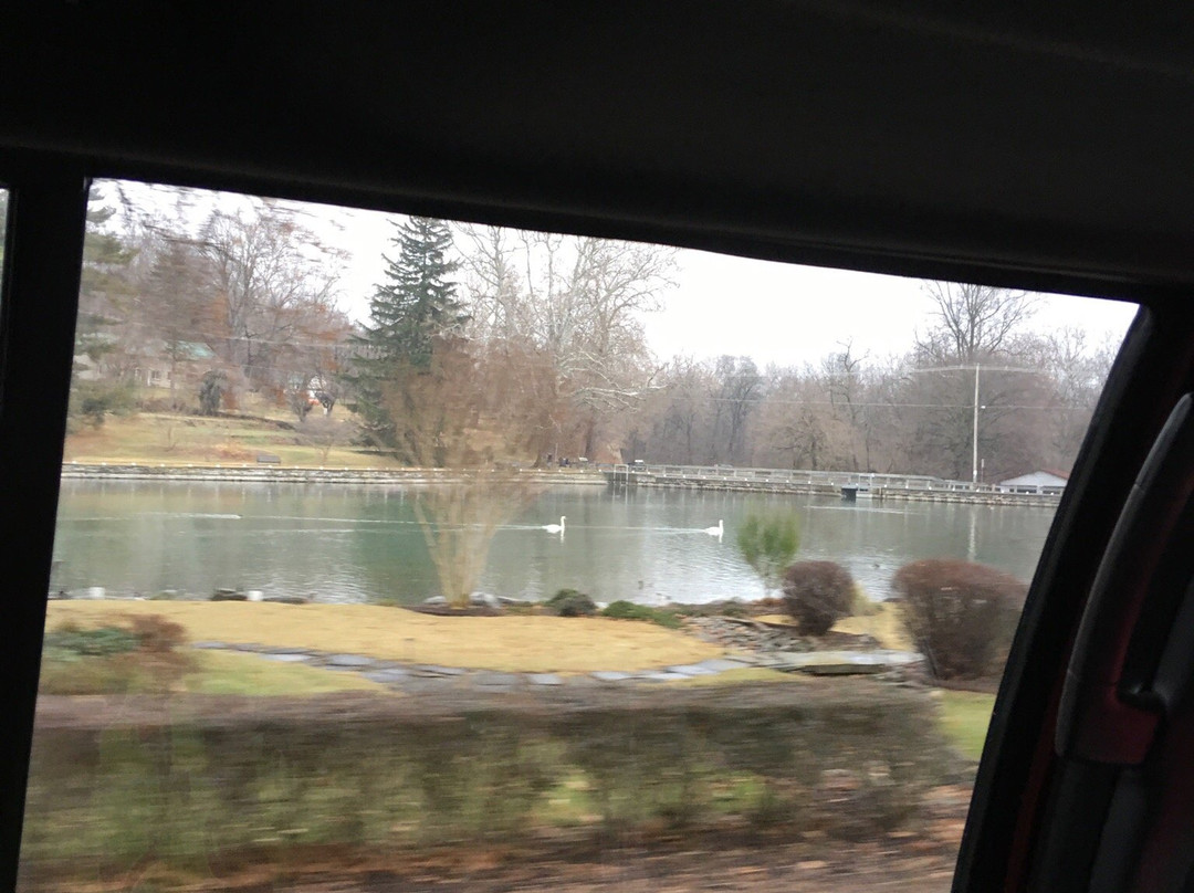Children's Lake-Boiling Springs必去景点