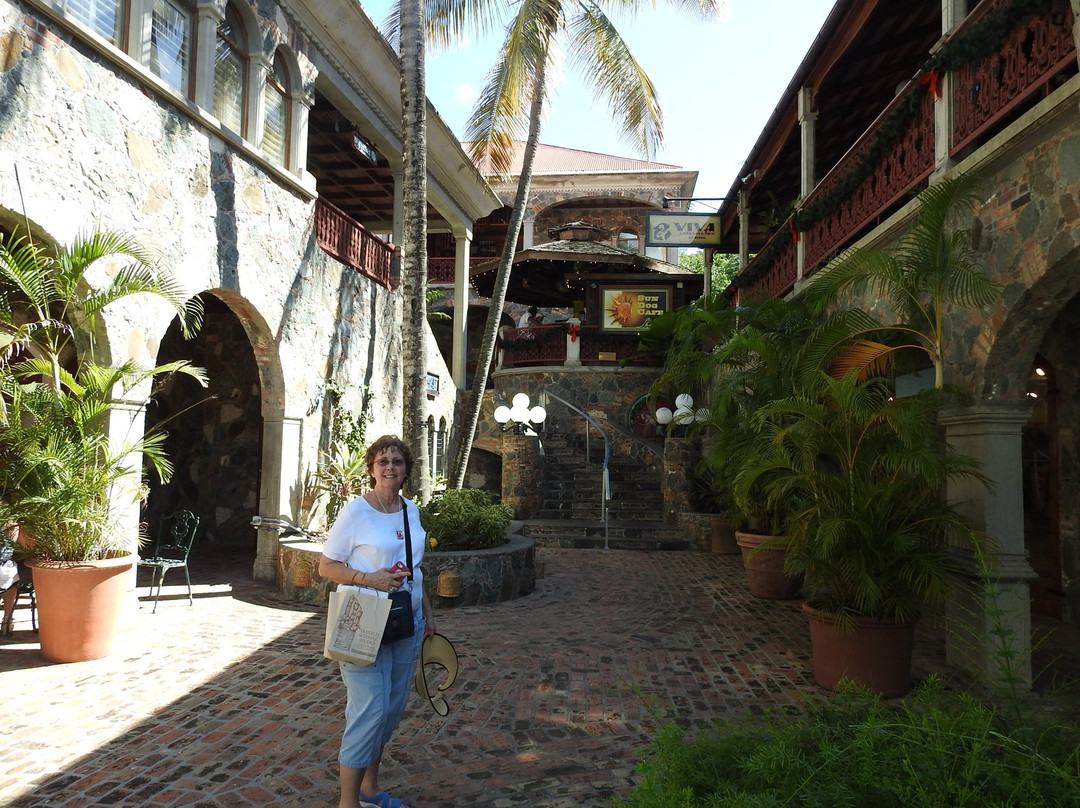 Mongoose Junction-圣约翰必去景点