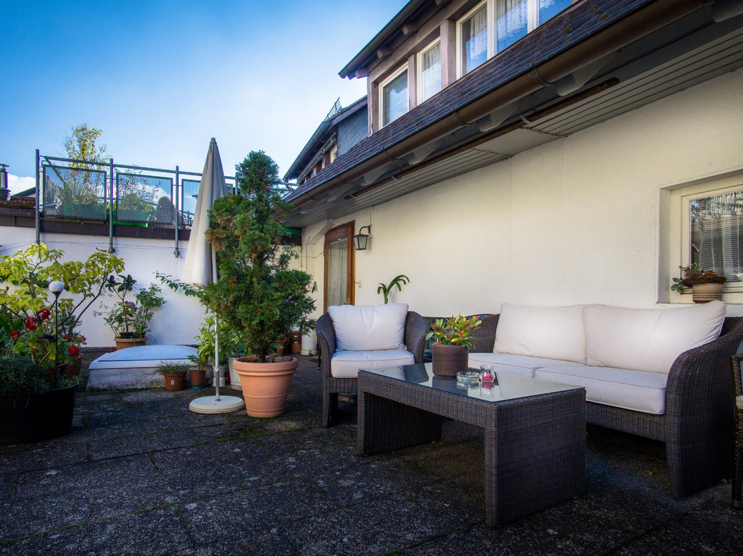 Staufen酒店住宿-Gasthaus-Hotel Hirschen