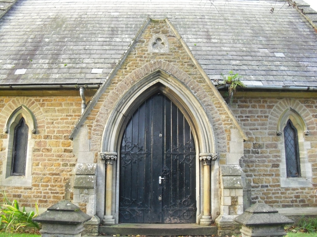 Anglican Cemetery Chapel and Nonconformist Cemetery Chapel景点图片
