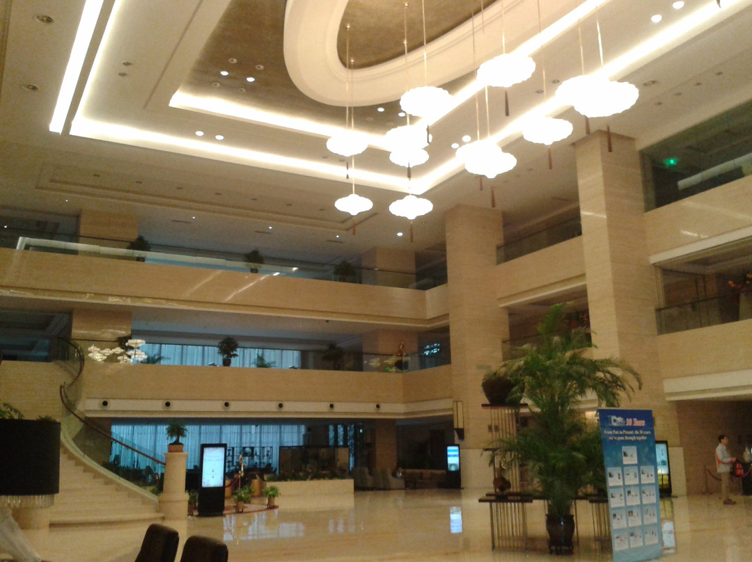 杭州白马湖建国饭店主图