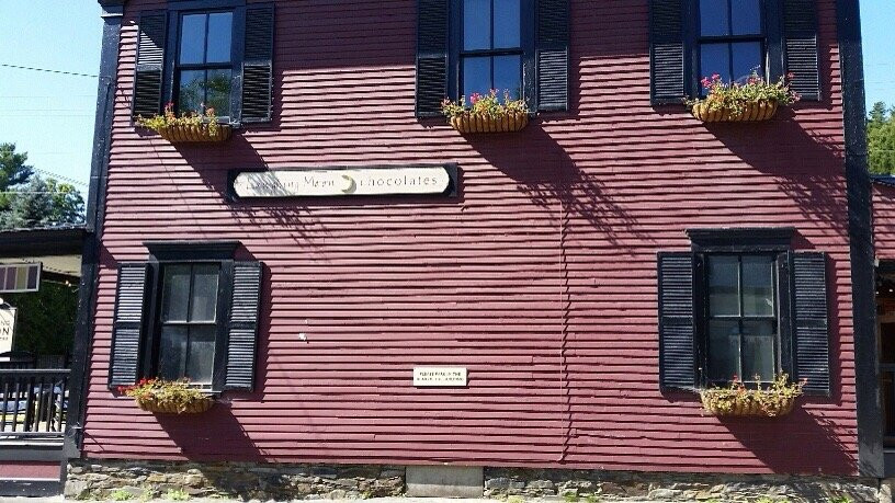 Laughing Moon Chocolates-斯托必去景点