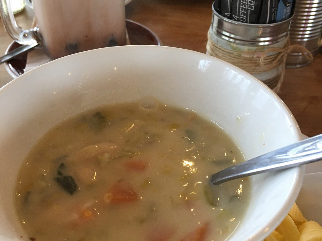 菲尔利餐馆和美食-Farm Barn Cafe