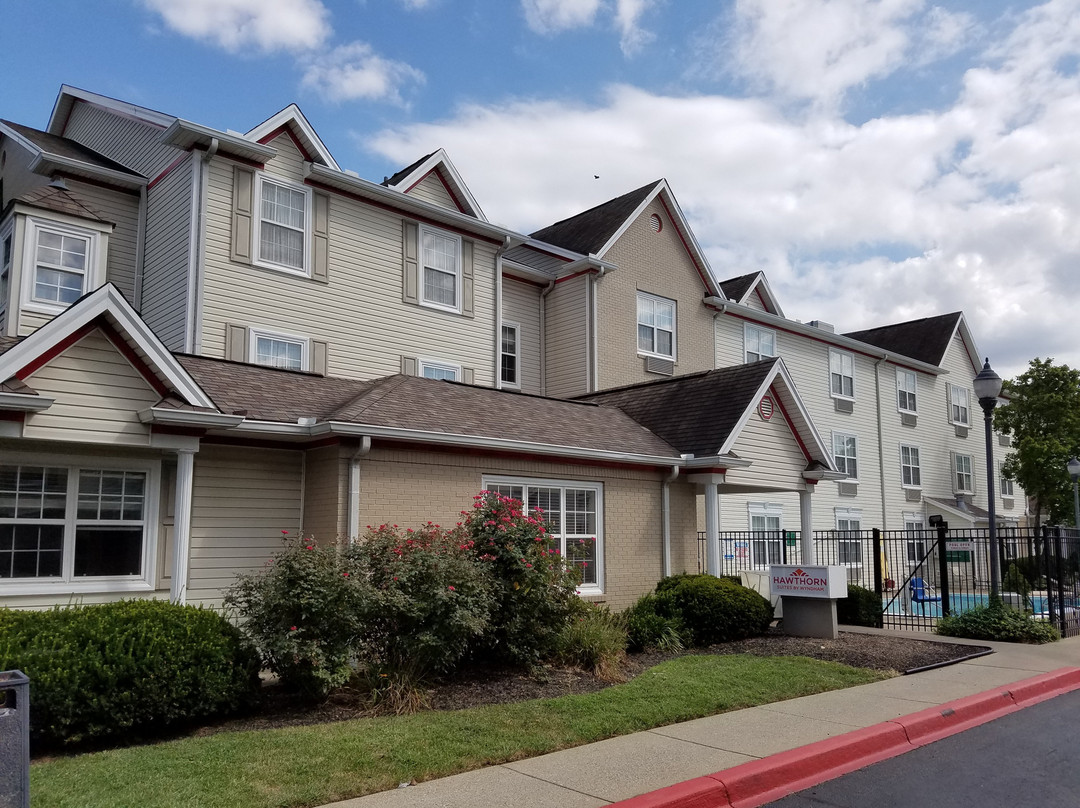 Hawthorn Suites by Wyndham Louisville North