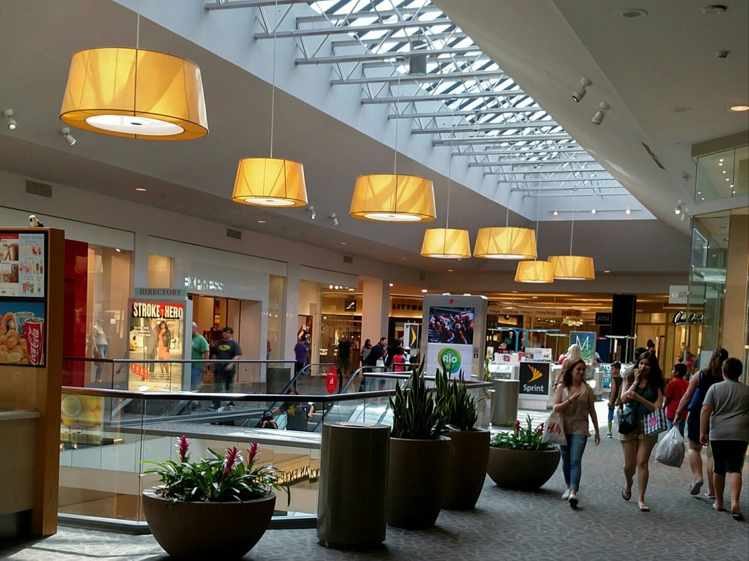 Westfield Trumbull Mall-特兰伯尔必去景点