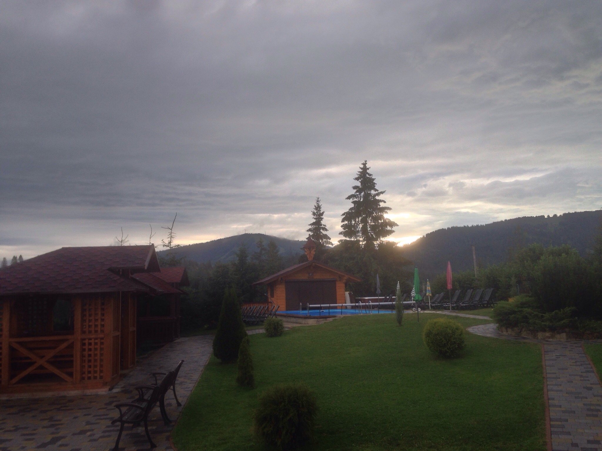 Alpenhof Pansion-官方