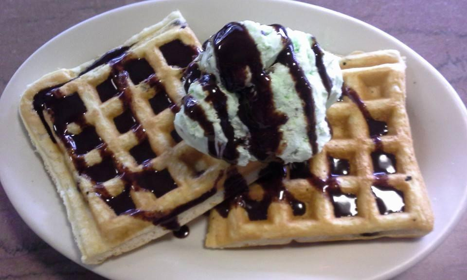 Airport Diner Shirley