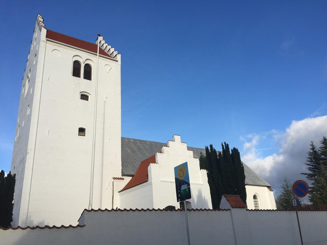 Hjortshoj kirke景点图片