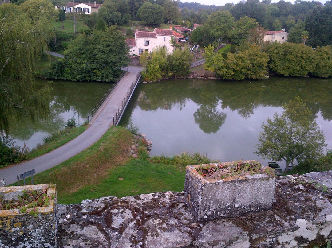 Loge-Fougereuse旅游攻略图片
