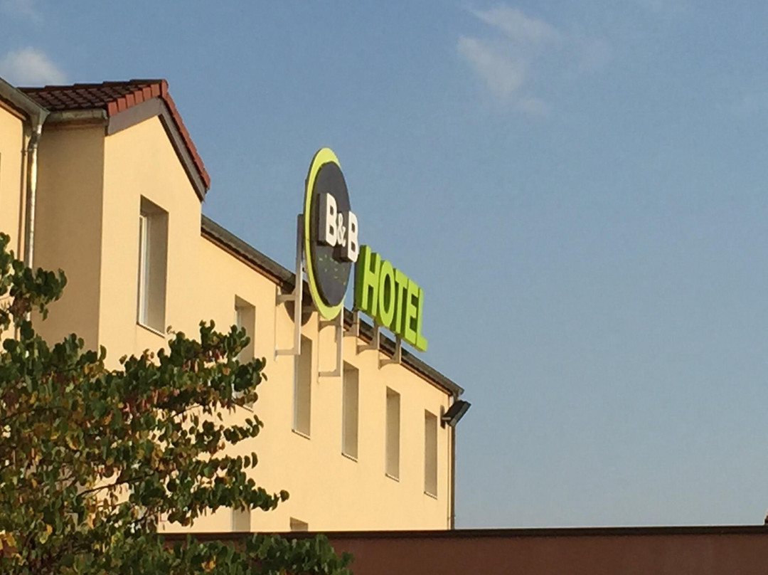 B&b Hotel Auxerre Monéteau主图