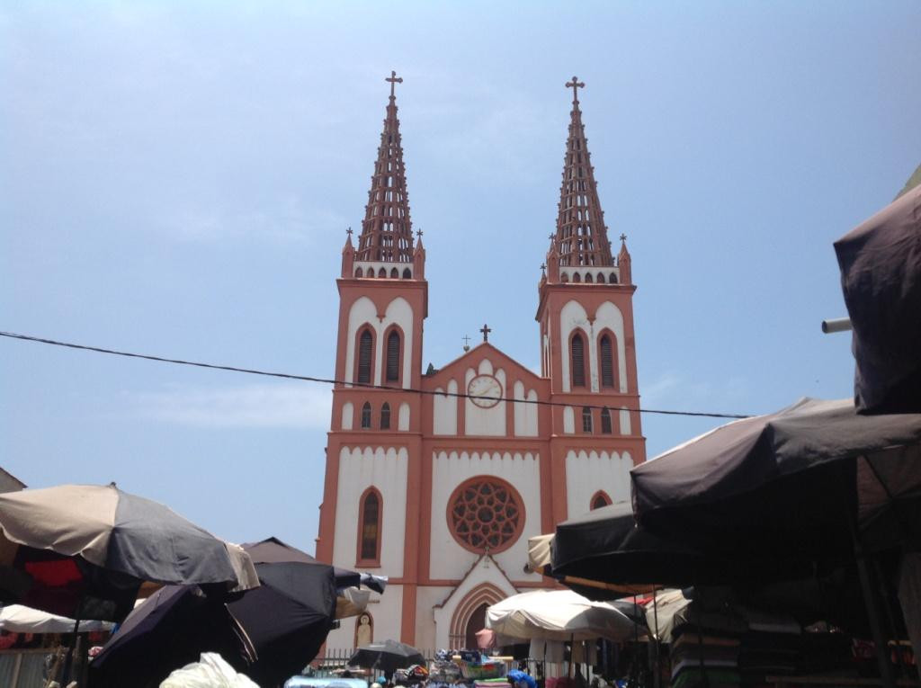 Lome Cathedral-洛美必去景点