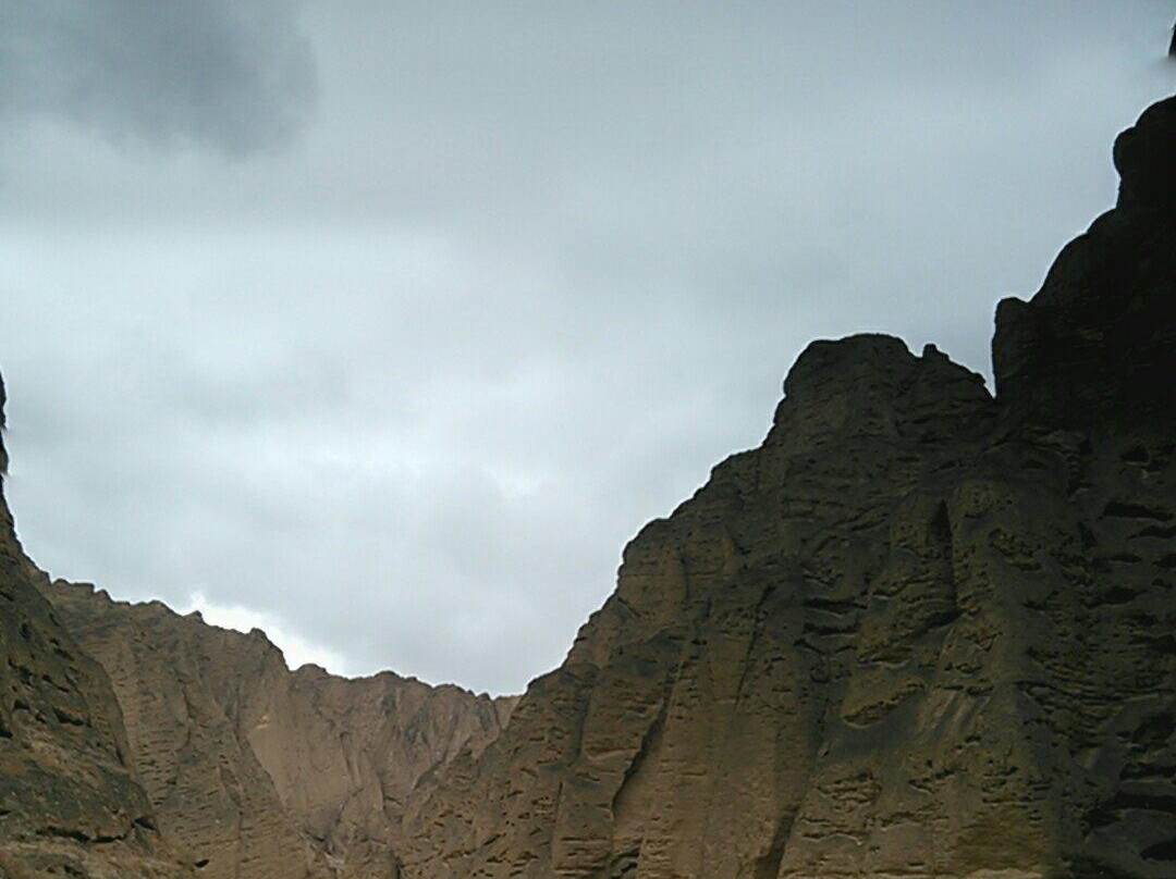 景泰黄河石林景点图片