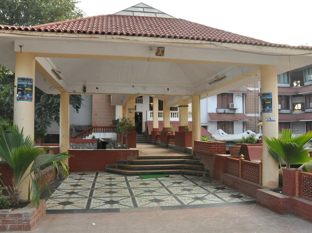Hotel Ganapati Palace