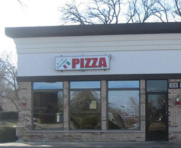 Bartlett餐馆和美食-V & V Paesano Pizzeria