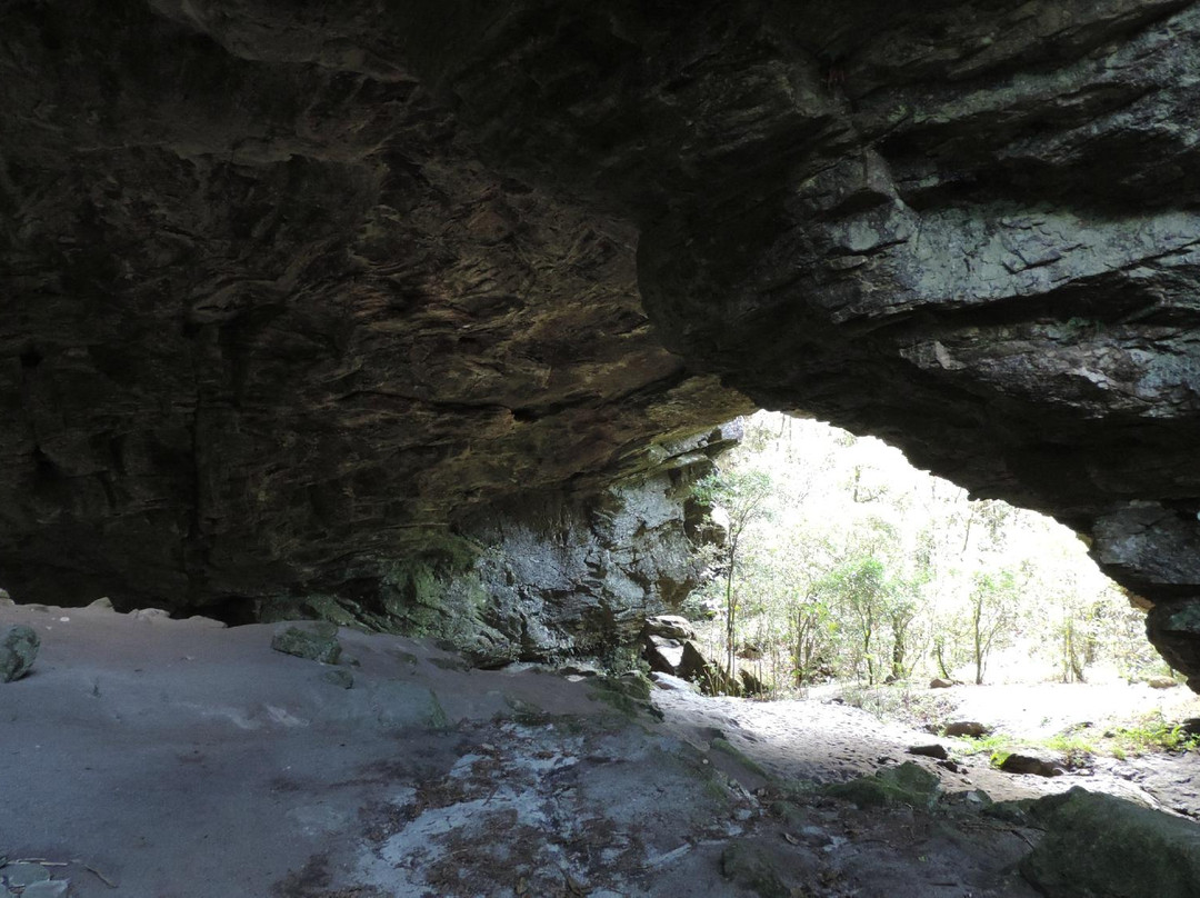 Gruta dos Tres Arcos景点图片